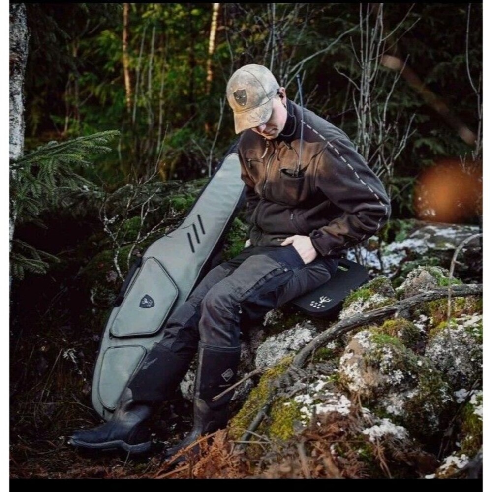 Foldable Camo Hunting Seat Cushion with Adjustable Carry Strap